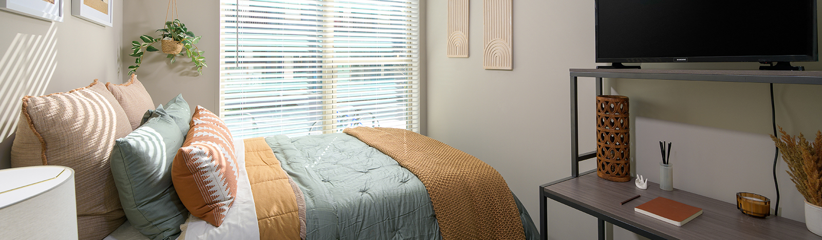 Furnished apartment bedroom